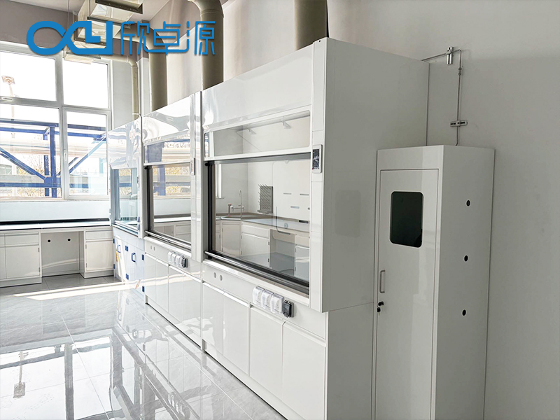 Floor standing fume hood